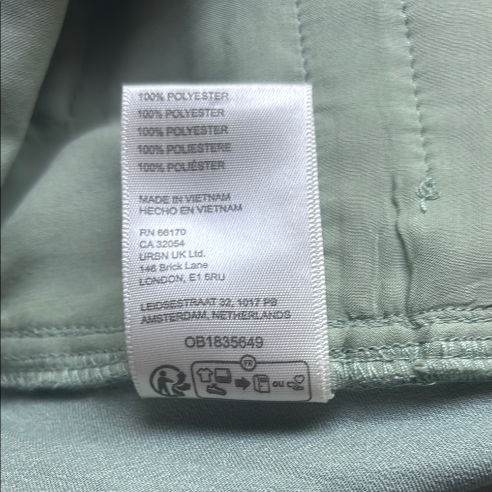 NWOT Rare Free People Discontinued Metallic Green Satin Pants - Picture 7 of 7